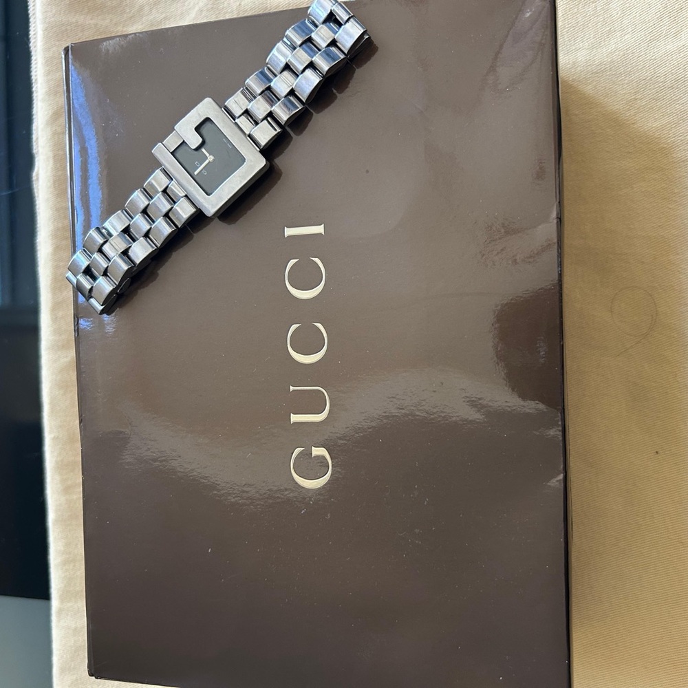 Gucci Silver Women's Watch
